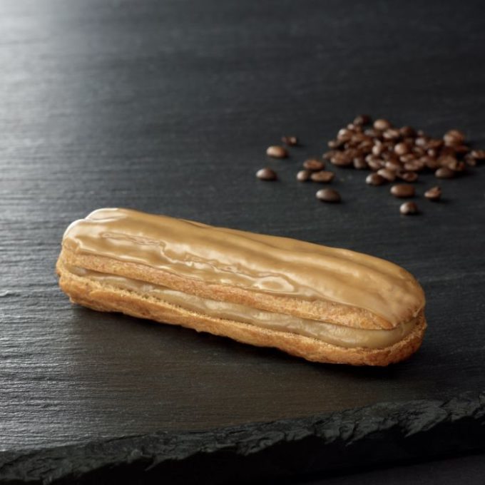 L'éclair au café